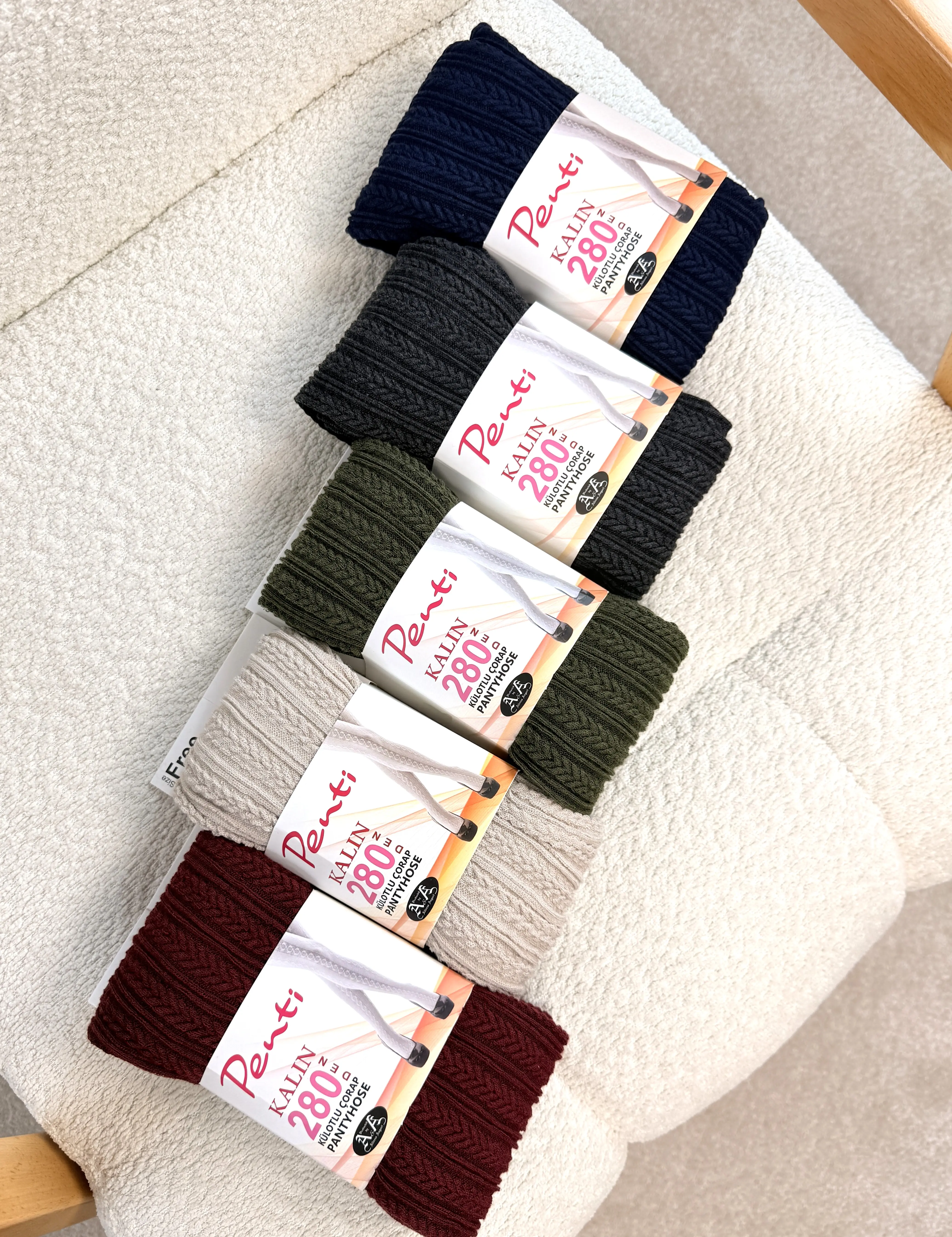 جوراب شلواری دونه گندمی